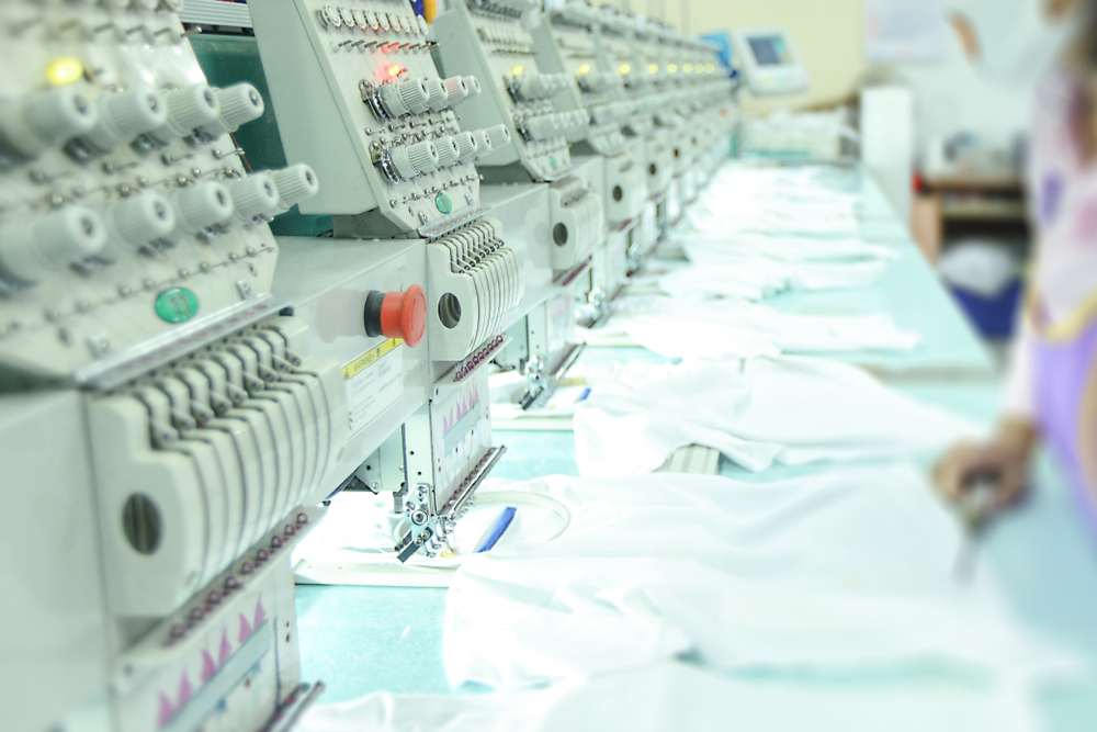 Embroidery Digitizing Vs. Manual Embroidery